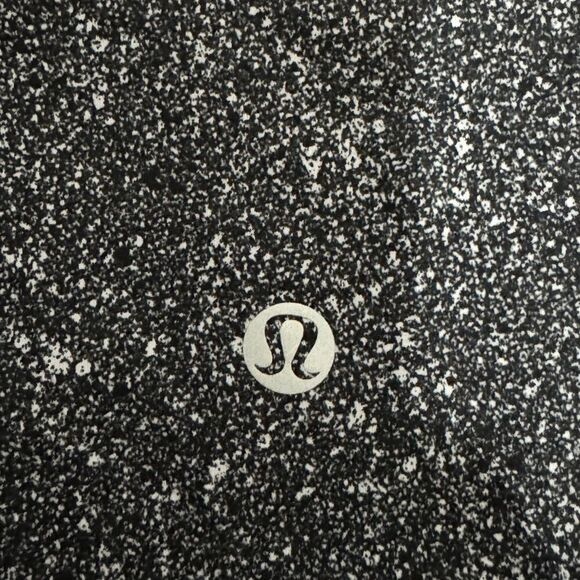 Lululemon Align Crop 21"
Luminesce Splatter Ice Grey Black - Picture 12 of 13